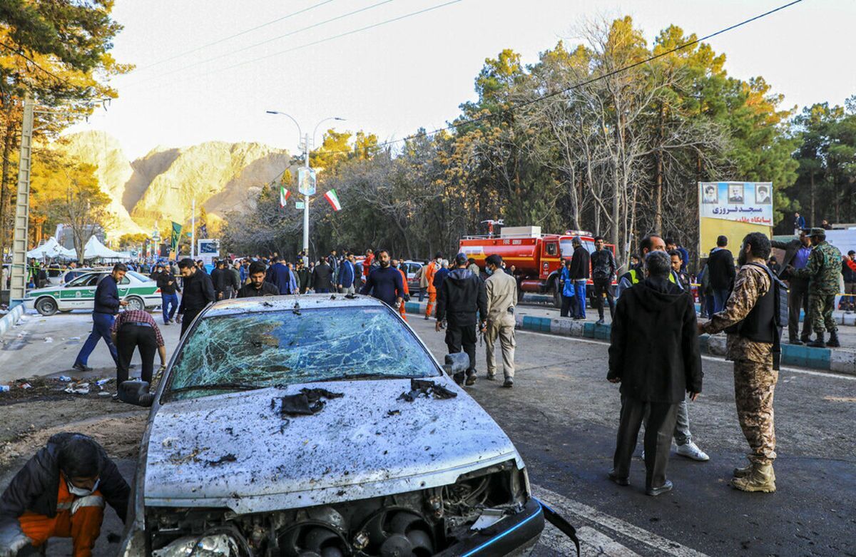 اقدام تعدادی در حرمت شکنی شهدای انفجار تروریستی کرمان | دستور فوری دادستان کل کشور