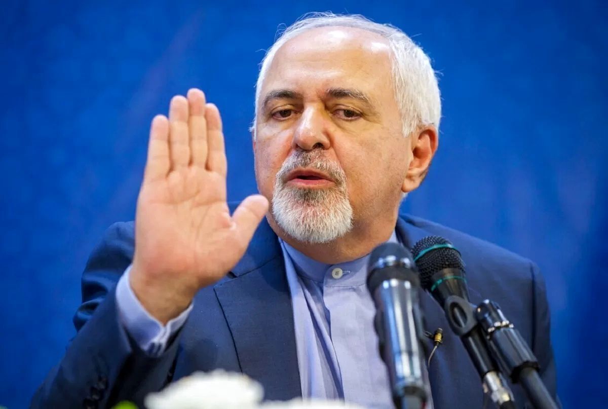 ظریف حامل پیام‌های آمریکا و ایران؟ | واکنش ظریف به ادعای رجوع دوباره حاکمیت به او برای جلوگیری از حمله آمریکا به ایران