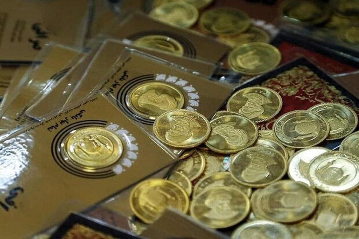 جدیدترین قیمت طلا و سکه ؛ کاهشی شدند | هر گرم طلای ۱۸ عیار چند شد؟ | سکه ۶۴ هزار تومان ارزان شد
