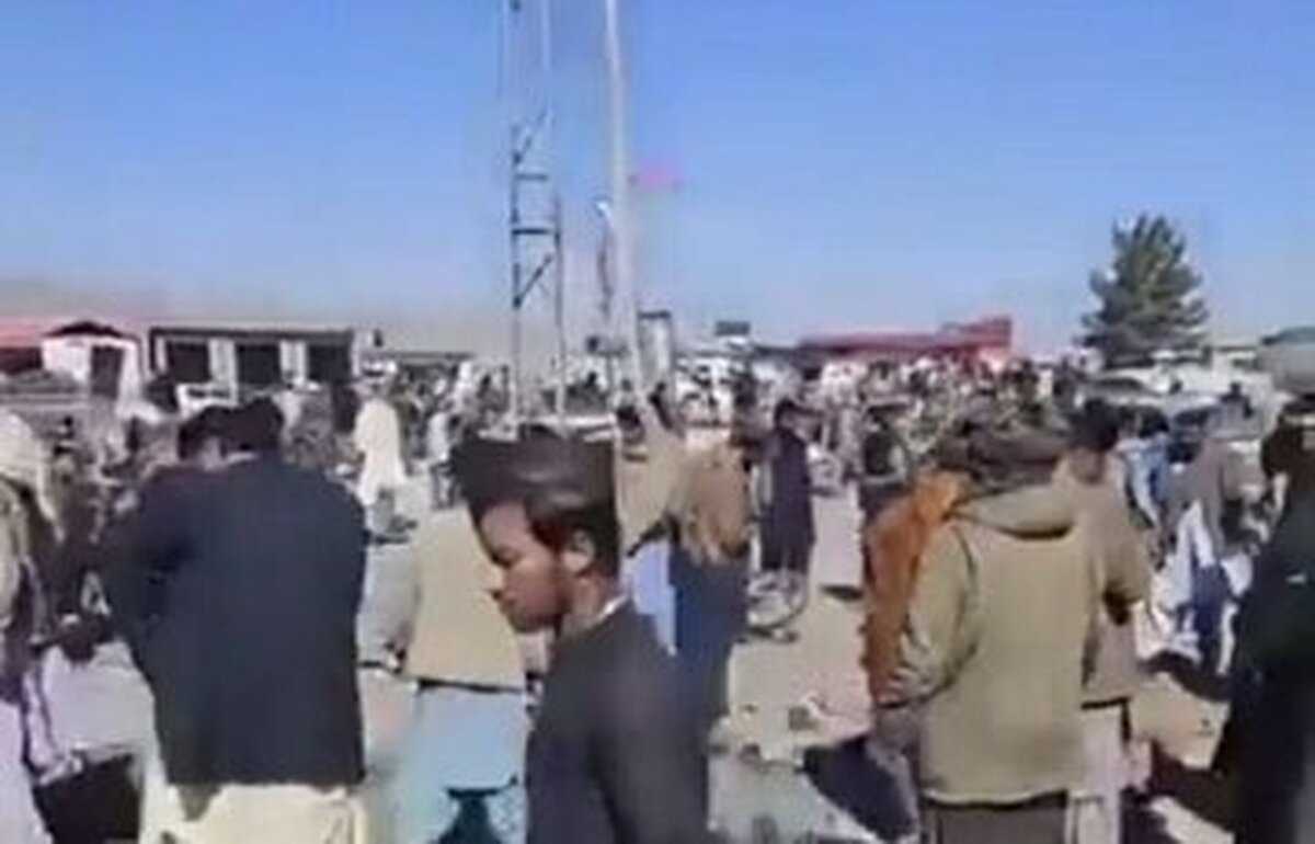 تصاویر لحظه انفجار وحشتناک در بلوچستان؛ ۱۸ نفر کشته و زخمی شدند | مواد منفجره به یک موتورسیکلت متصل شده بود