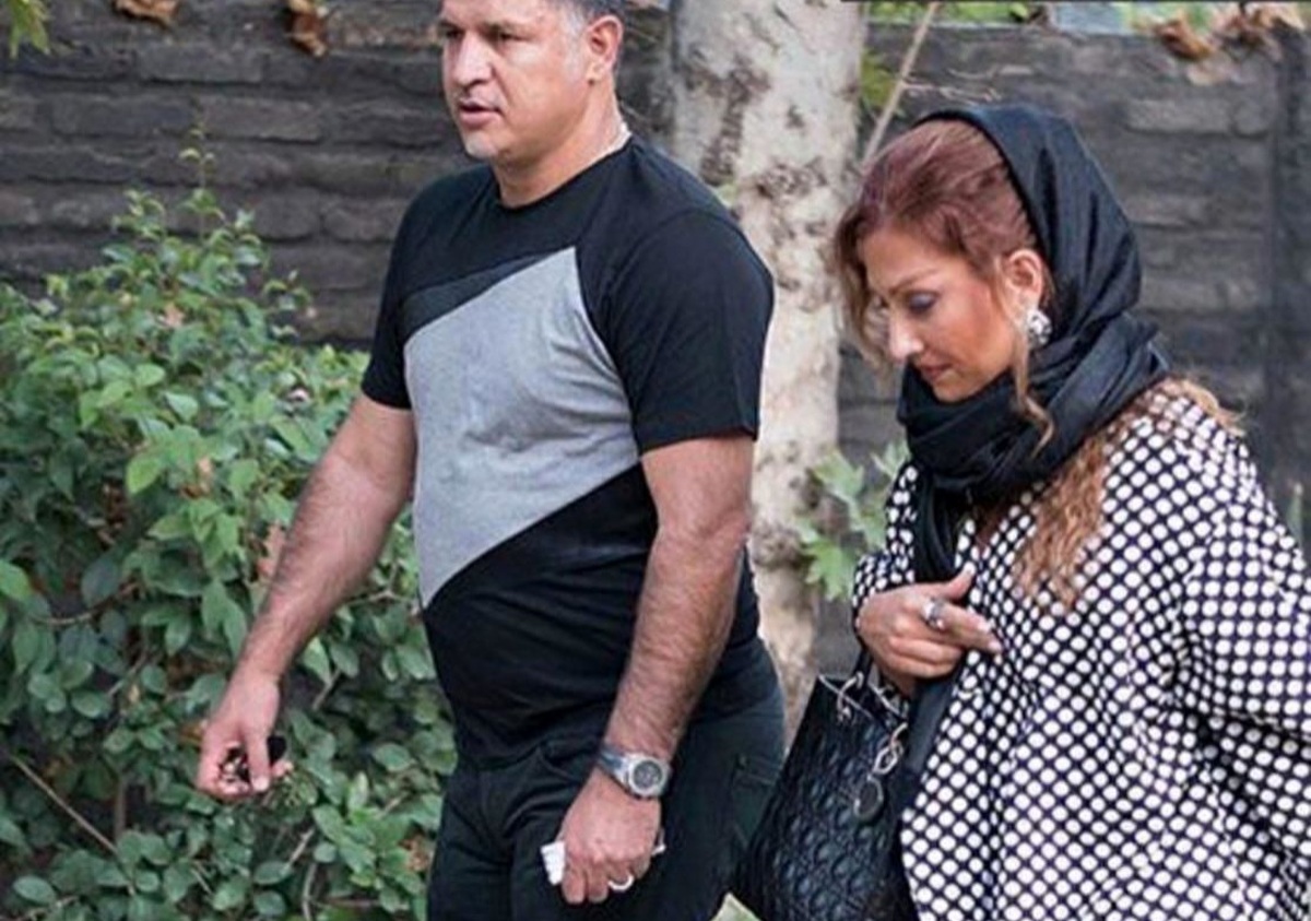 تصاویر پیاده روی علی دایی و همسرش بدون حجاب در خیابان فرشته تهران | شهریار در روز برفی تهران اینگونه آفتابی شد! + ویدئو