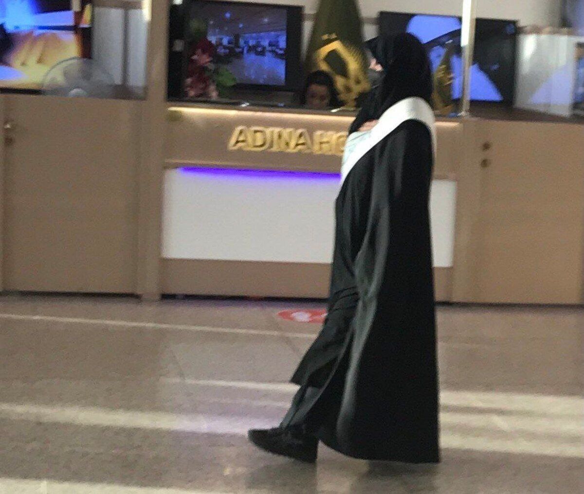 تصویر حضور حجاب‌‌‌بان در فرودگاه‌های کشور ؛ این افراد را ستاد امر به معروف انتخاب می‌کند | ورود مسافران بی‌حجاب به هواپیما ممنوع شد؟