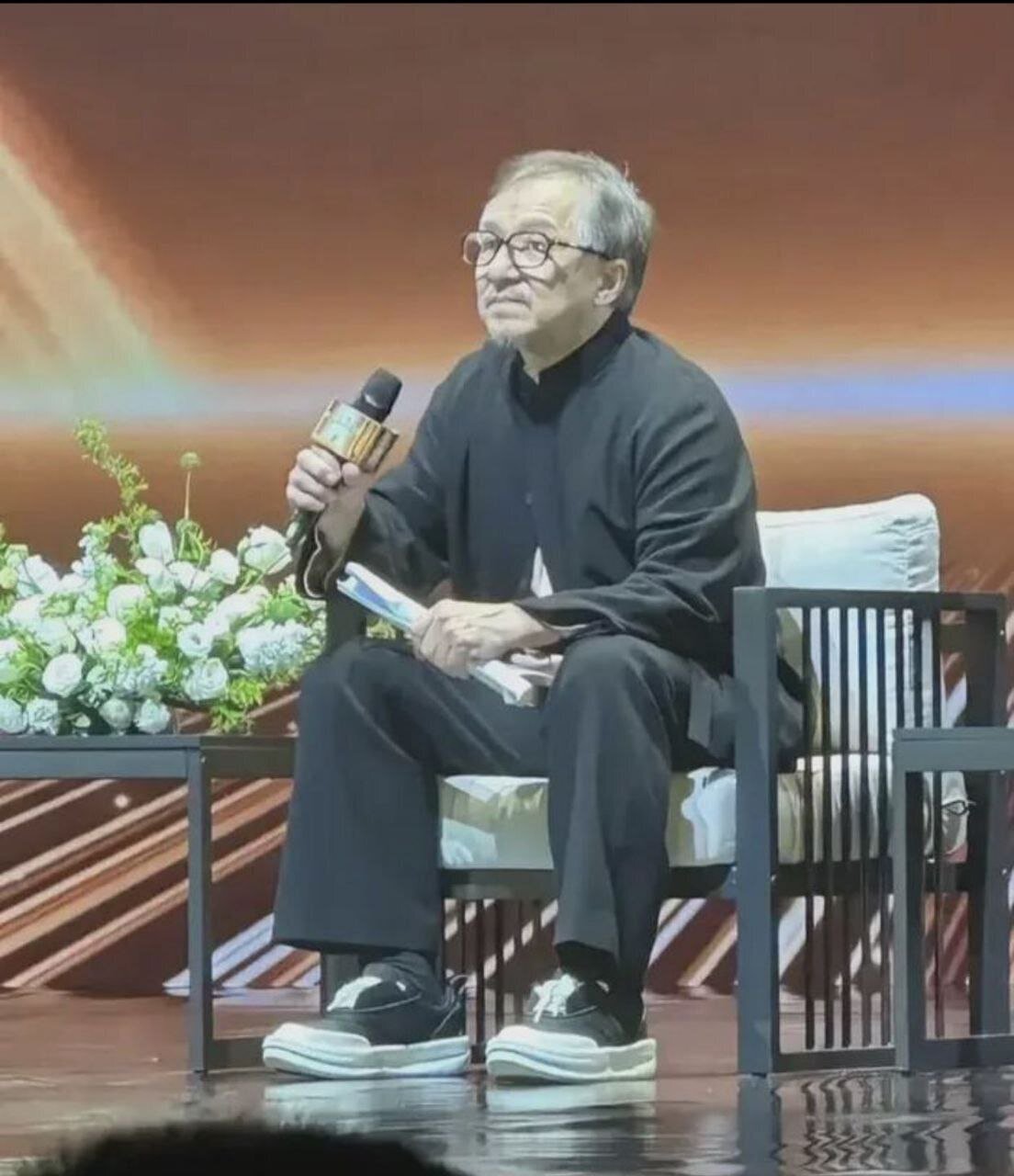 غوغای تصویر جکی چان در آستانه ۷۰ سالگی در دنیا | چهره جدید جکی چان را ببینید