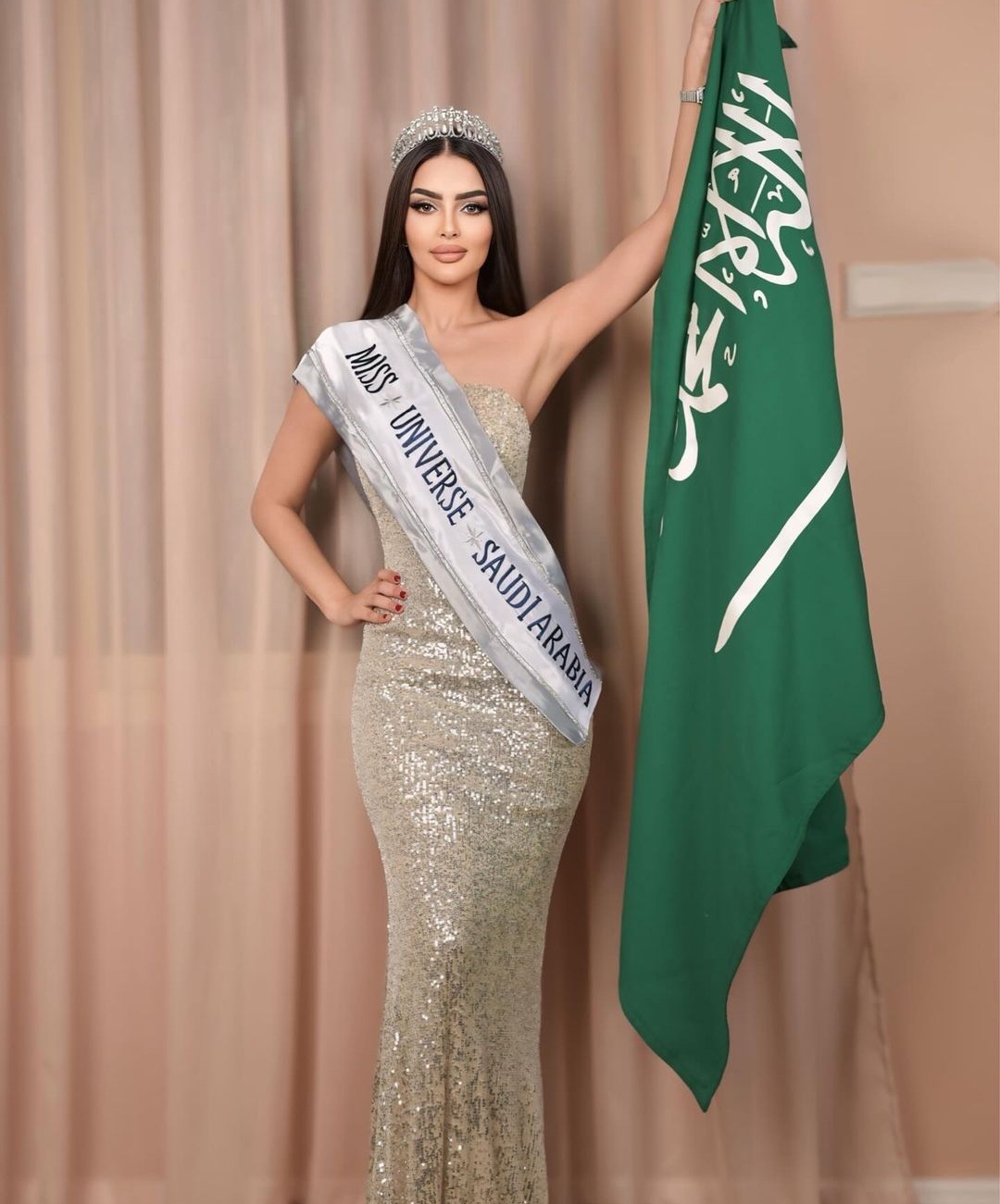 حضور عربستان برای اولین بار در مسابقه دختر شایسته جهان | دختری که نماینده عربستان است را ببینید