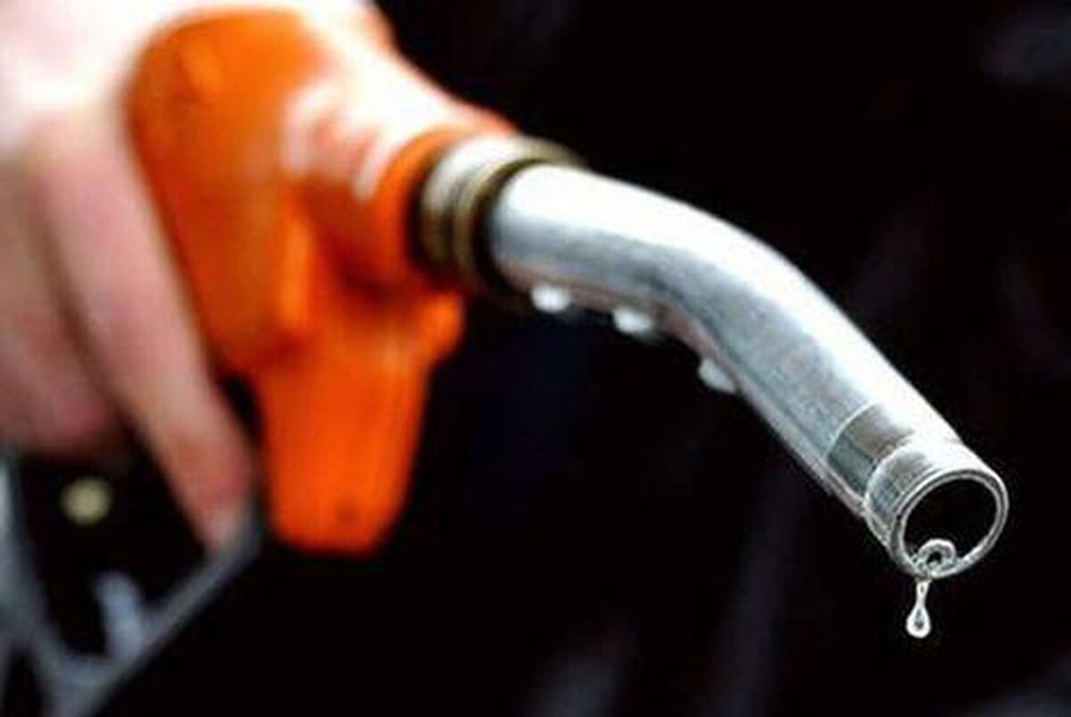 تکلیف قیمت بنزین در سال جدید مشخص شد؟ | اعلام میزان سهمیه بنزین هر کارت سوخت