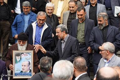 تصاویر محمود احمدی نژاد در تشییع پیکر وزیر دولتش | علت فوت حمید بهبهانی اعلام شد