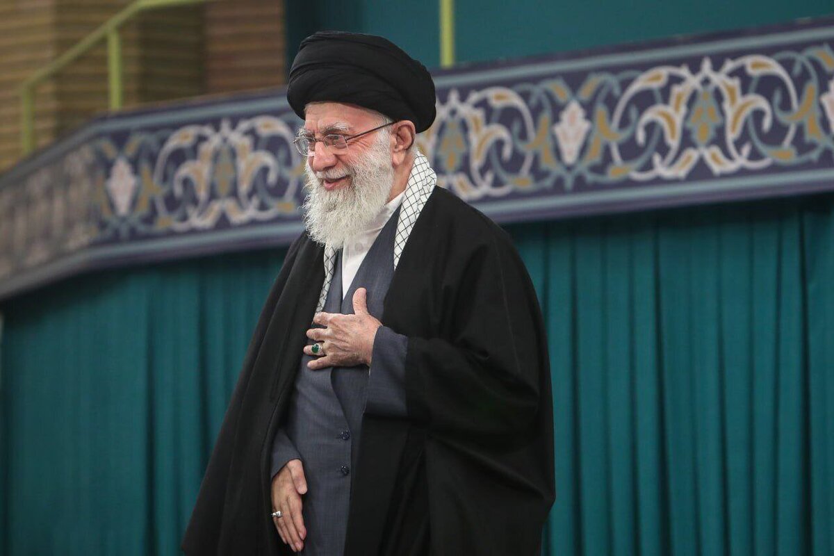 اعلام وضعیت سلامتی آیت الله خامنه‌ای در ۸۴ سالگی | توضیحات سرپرست تیم پزشکی رهبر انقلاب در تلویزیون + ویدئو