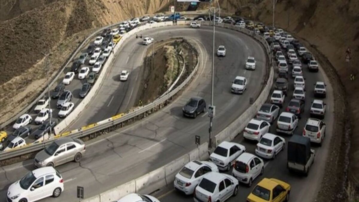 تصاویر ترافیک سنگین جاده چالوس در تعطیلات عید فطر + ویدئو | جاده چالوس یکطرفه شد