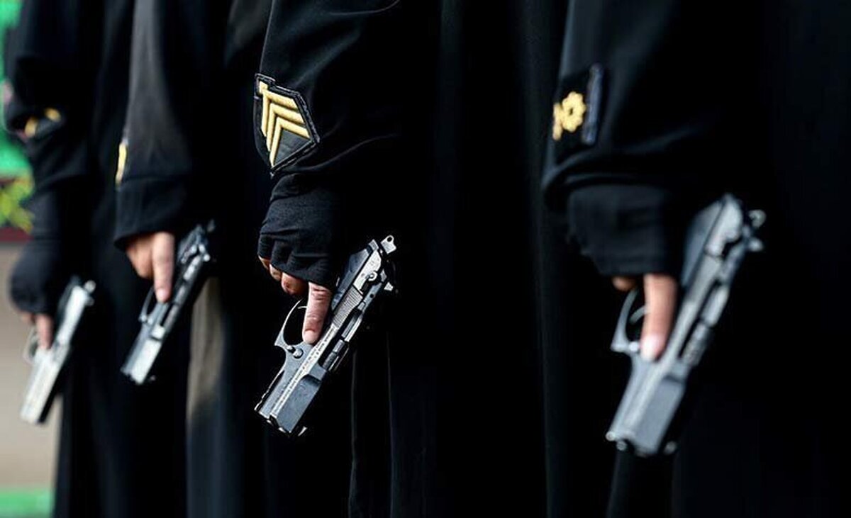 تصاویر خبرساز تیپ پلیس‌های زن در قزوین | حجاب و پوشش خاص پلیس‌های زن در قزوین را ببینید