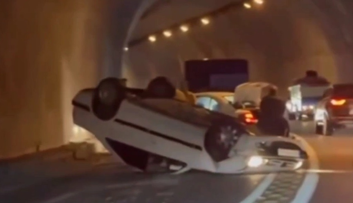 اولین تصاویر از چپ کردن پژو پارس در تونل جاده چالوس + ویدئو