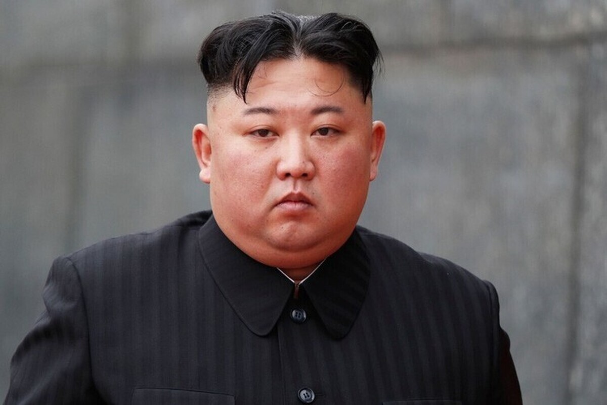 تصویر امتحان کتبی رهبر کره شمالی از وزیران دولت | وزرای کره شمالی را در جلسه امتحان ببینید