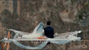 تصاویر دلهره‌آور ازدواج در ارتفاع ۴۰۰ متری دره هایقر در فیروز آباد استان فارس + ویدئو | ریسک و خطرپذیری عروس و داماد ایرانی را ببینید