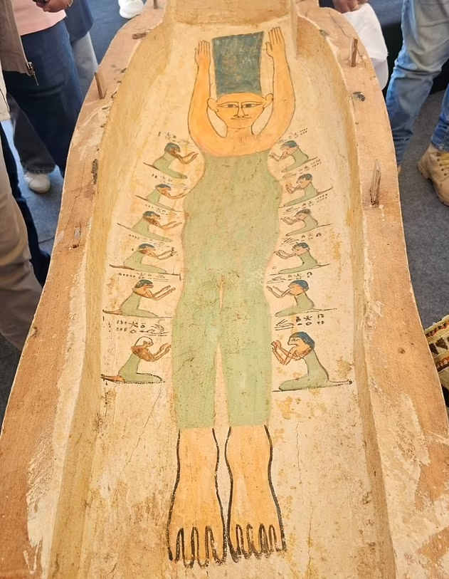 کشف تصویر یکی از شخصیت‌های کارتون «سیمپسون ها» روی تابوت مومیایی ۳،۵۰۰ ساله مصری